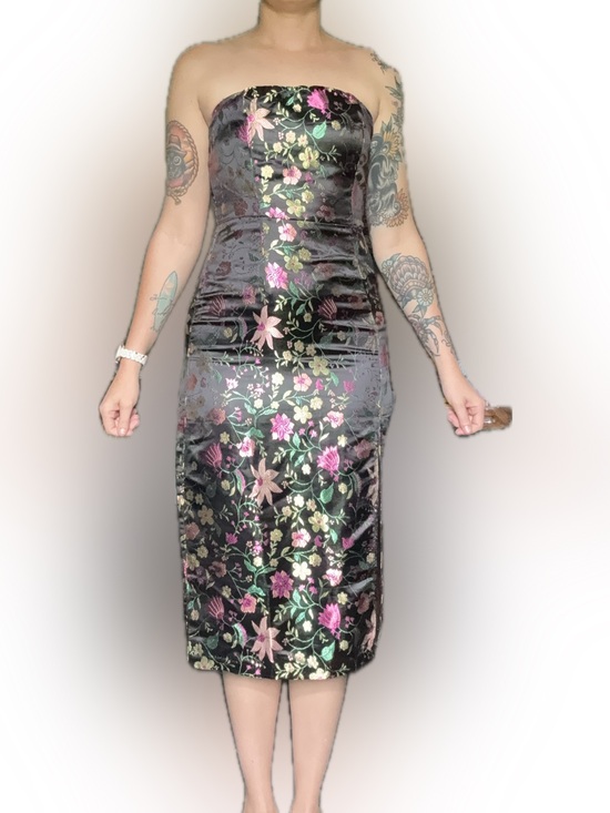 Lulus Dresses & Skirts - NWT Lulus Black Floral Jacquard Strapless Midi Dress | Slit | Size Small